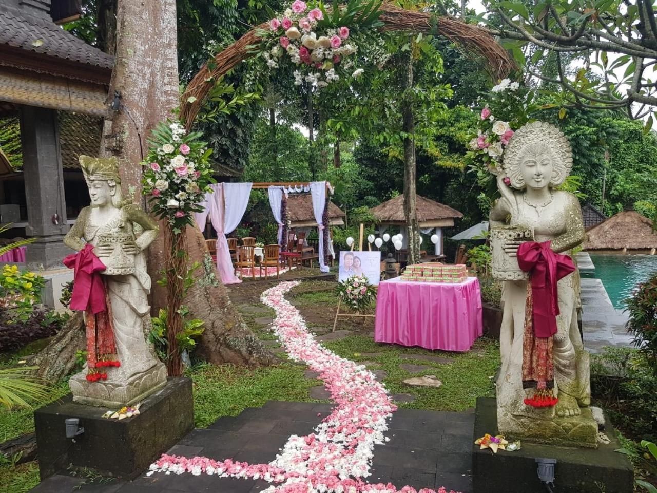Liyer Spirit House Hotel Ubud  Exterior photo
