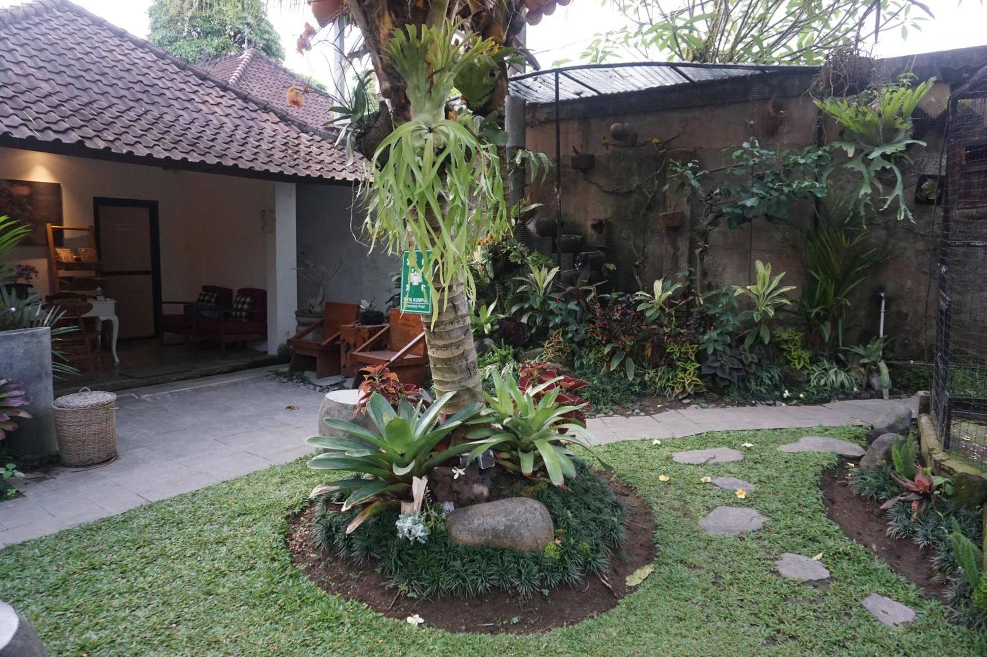 Liyer Spirit House Hotel Ubud  Exterior photo